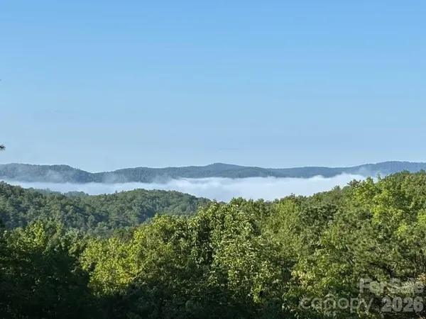 $755,000 | 552 Kanasgowa Drive, Brevard, NC 28712