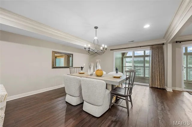 $410,000 | 14300 East Conway Meadows Court, Unit 302, Chesterfield, MO 63017