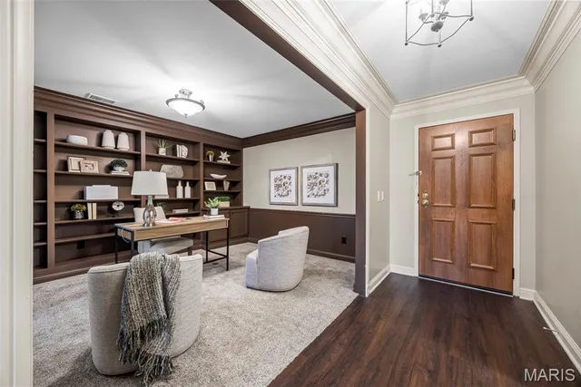 $410,000 | 14300 East Conway Meadows Court, Unit 302, Chesterfield, MO 63017