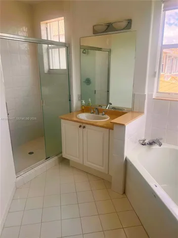 $4,650 | 11336 Northwest 47th Lane, Doral, FL 33178