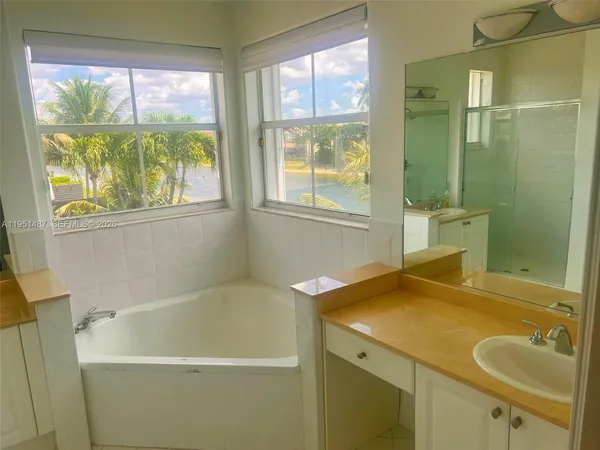 $4,650 | 11336 Northwest 47th Lane, Doral, FL 33178