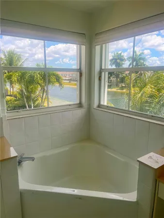 $4,650 | 11336 Northwest 47th Lane, Doral, FL 33178