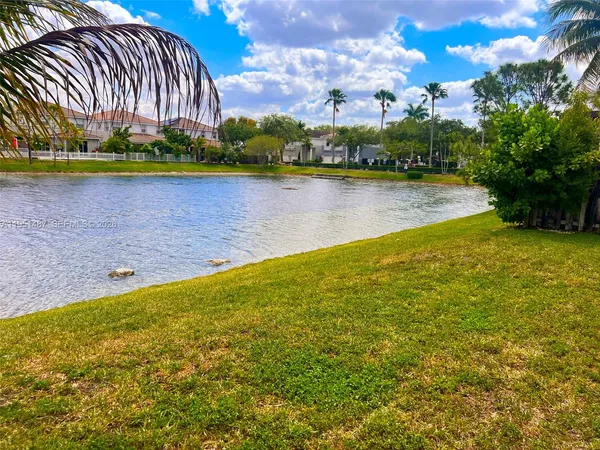 $4,650 | 11336 Northwest 47th Lane, Doral, FL 33178