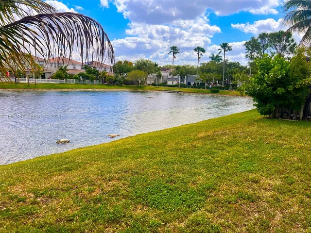 $4,650 | 11336 Northwest 47th Lane, Doral, FL 33178