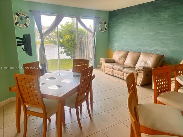 $4,650 | 11336 Northwest 47th Lane, Doral, FL 33178