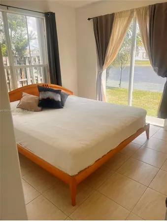 $4,650 | 11336 Northwest 47th Lane, Doral, FL 33178