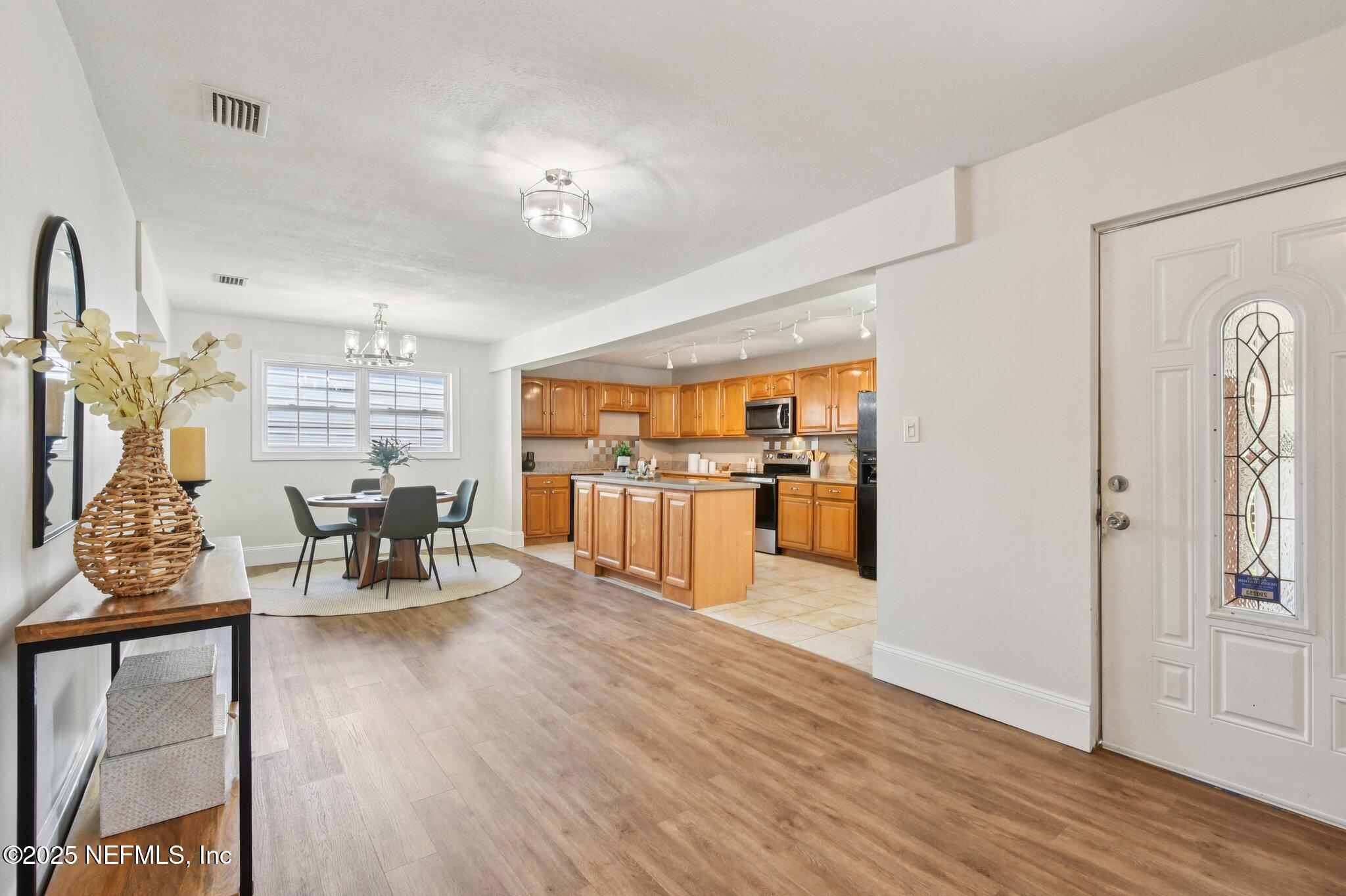 4079 Conga Street Jacksonville, FL 32217 - Photo 7 of 46 14-web-or-mls-Conga St-S2508-014