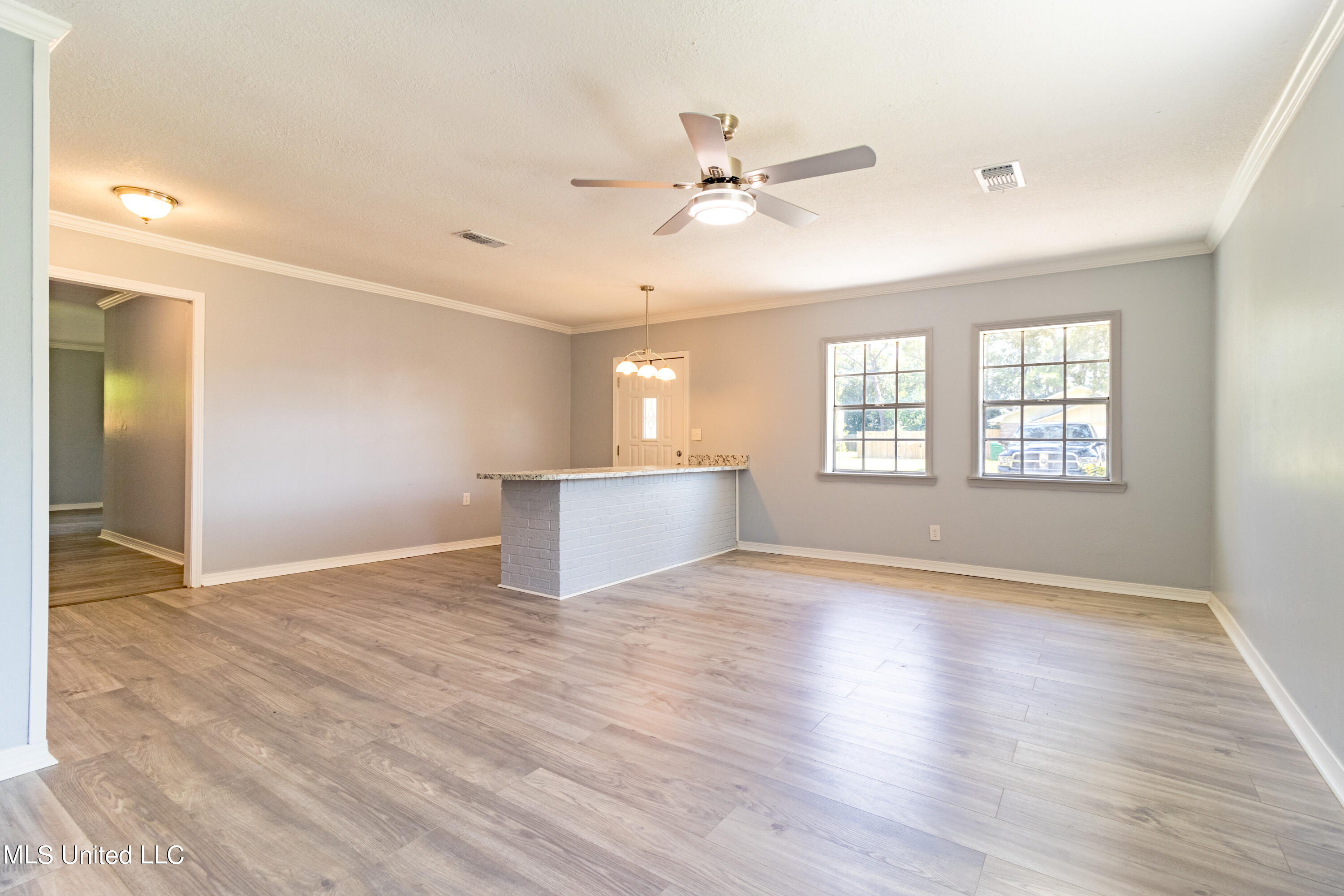 801 Hemlock Road Gulfport, MS 39503 - Photo 5 of 17 IMG_1610-HDR