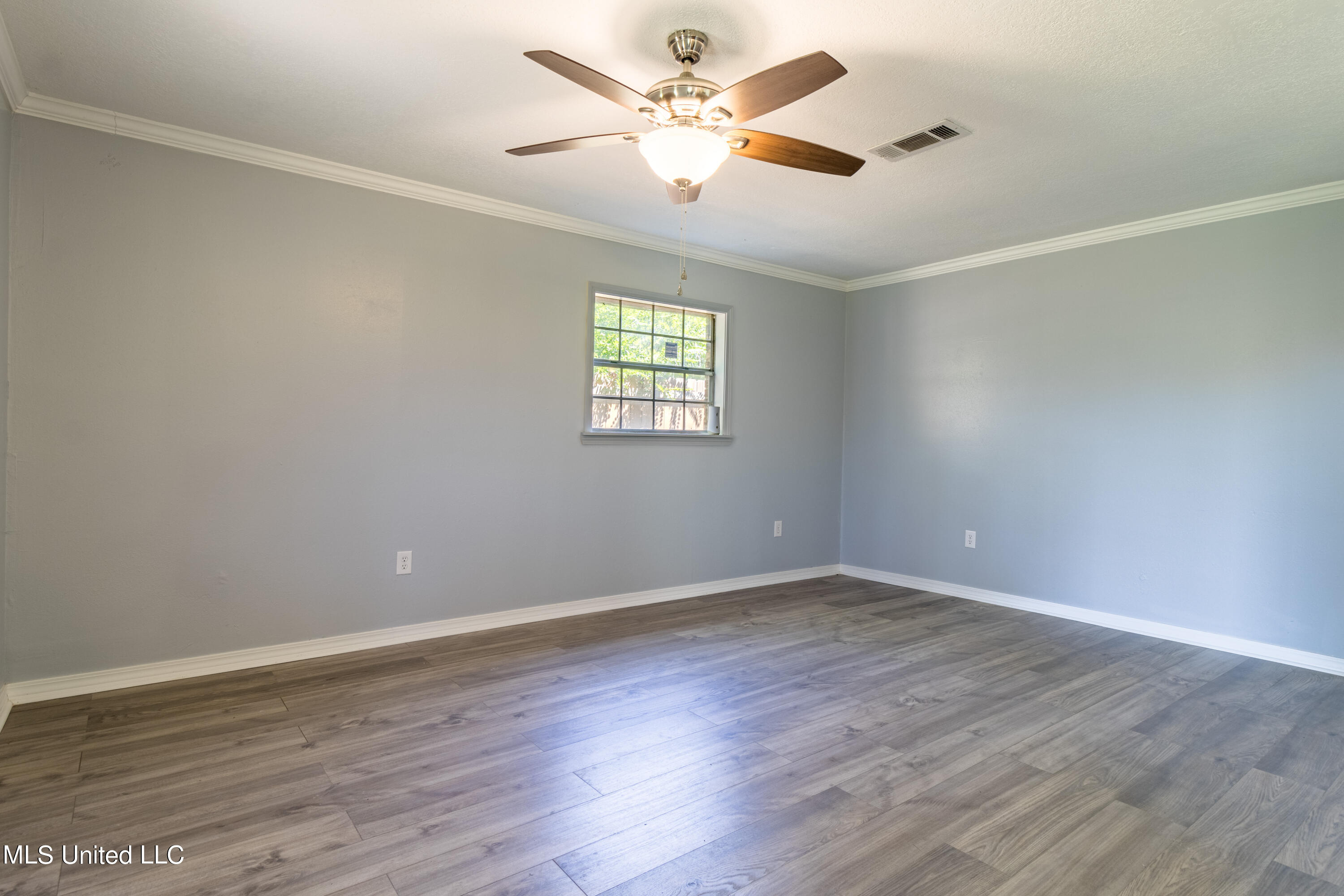 801 Hemlock Road Gulfport, MS 39503 - Photo 9 of 17 IMG_1557-3-HDR
