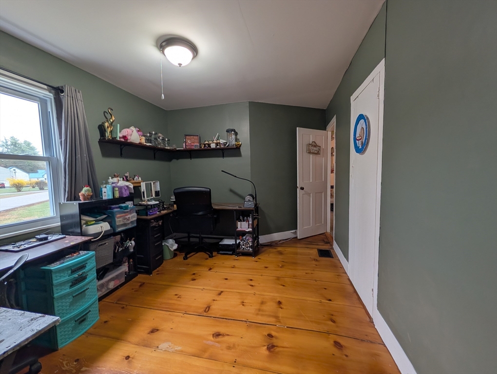 128 Intervale Road Wilton, NH 03086 - Photo 21 of 27 Gallery Image 21