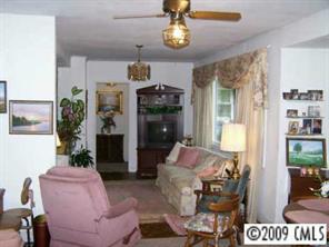 748 Springdale Road Statesville, NC 28677 - Photo 2 of 8 Gallery Image 2