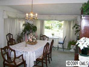 748 Springdale Road Statesville, NC 28677 - Photo 4 of 8 Gallery Image 4