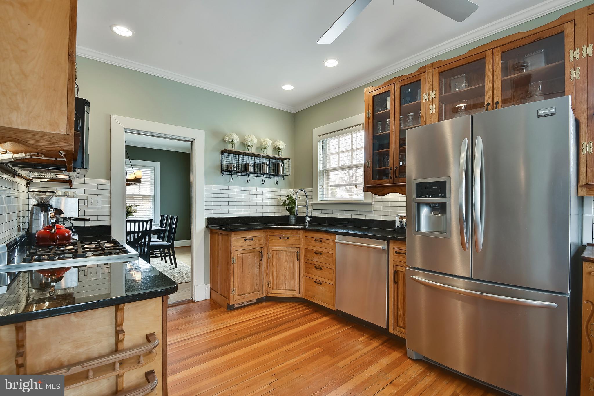7118 Bristol Road Baltimore, MD 21212 - Photo 12 of 30 Kitchen