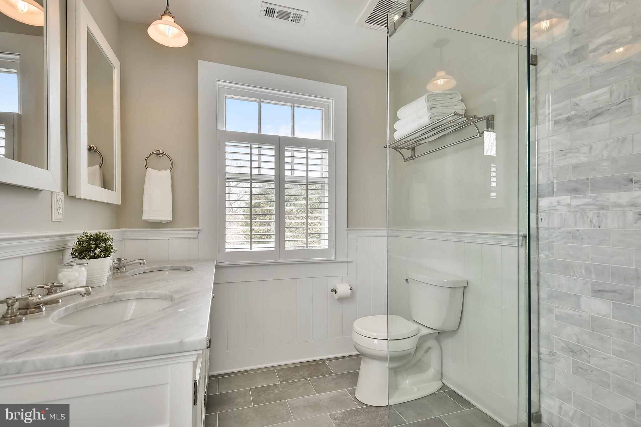 7118 Bristol Road Baltimore, MD 21212 - Photo 20 of 30 Bath (Master)