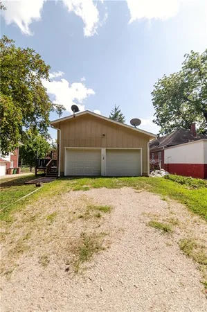 $211,000 | 307 Riley Street, Atchison, KS 66002