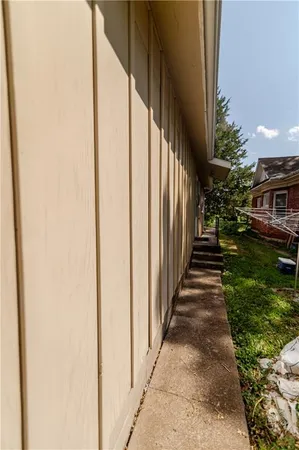 $211,000 | 307 Riley Street, Atchison, KS 66002