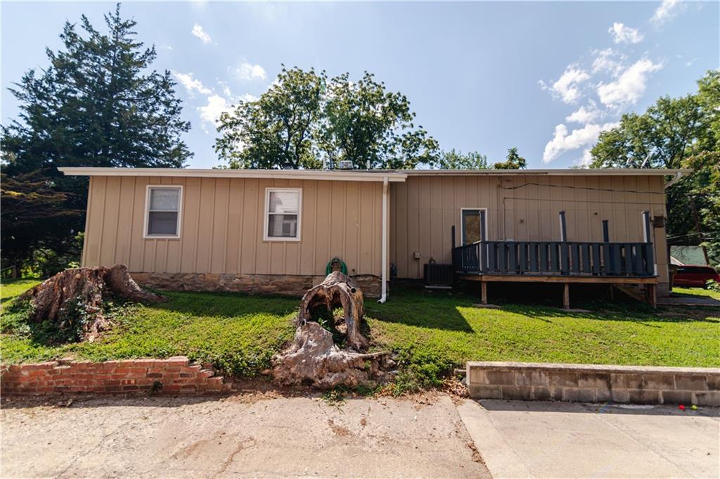 307 Riley Street Atchison, KS 66002 - Photo 8 of 60