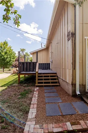 $211,000 | 307 Riley Street, Atchison, KS 66002