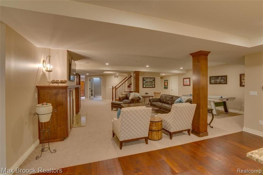 2766 North Addison Circle Rochester, MI 48306 - Photo 55 of 69