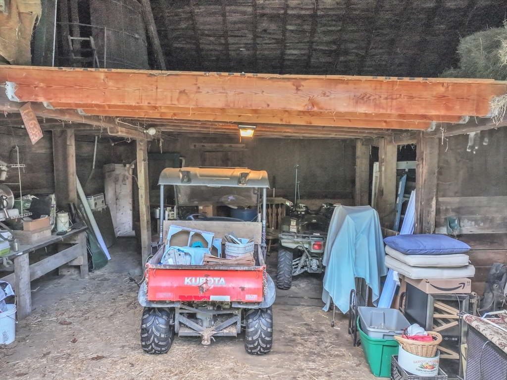 665 Thresher Road Hardwick, MA 01037 - Photo 34 of 41 a room with furniture
