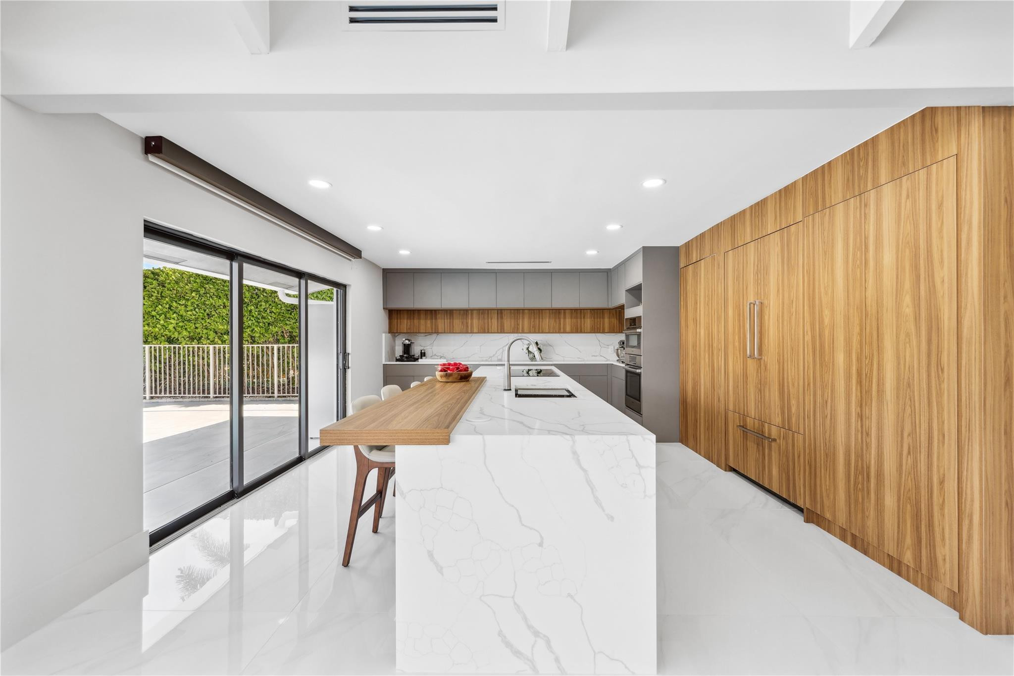 2901 Northeast 46th Street Lighthouse Point, FL 33064 - Photo 21 of 79 Photo 21