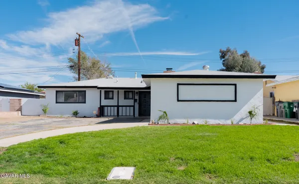 $409,999 | 43714 Heaton Avenue, Lancaster, CA 93534