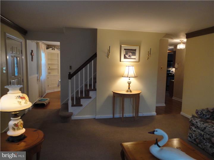 432 Sherman Road Springfield, PA 19064 - Photo 2 of 23