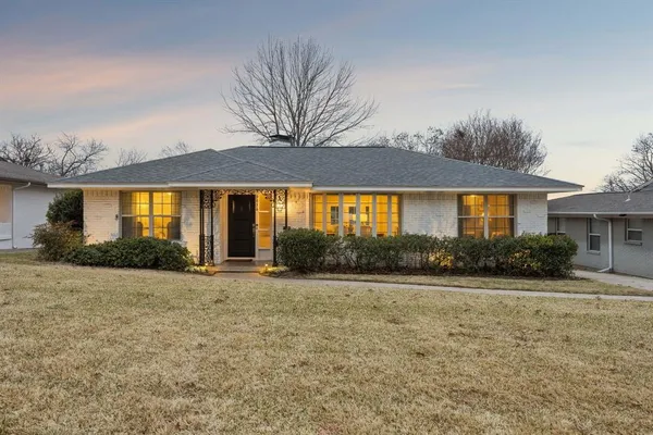 $700,000 | 9836 Lanshire Drive, Dallas, TX 75238