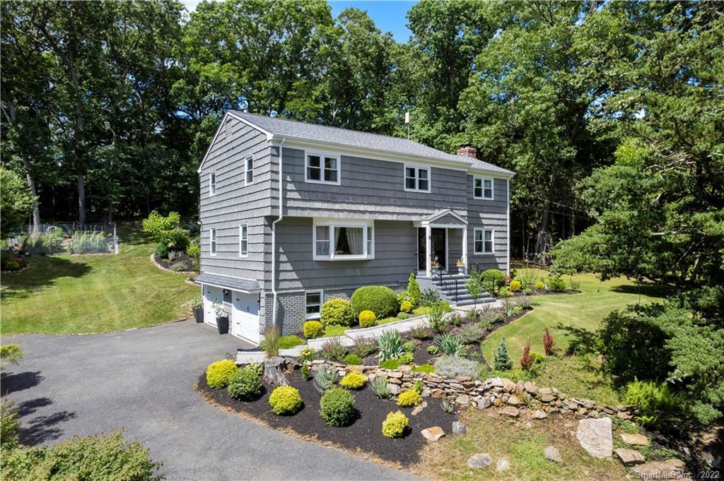 18 Cobblers Hill Road Trumbull, CT 06611 - Photo 1 of 1