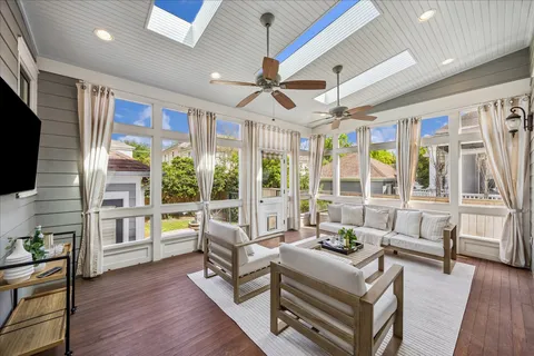 $1,325,000 | 2216 Arlington Street, Houston, TX 77008