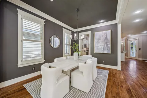 $1,325,000 | 2216 Arlington Street, Houston, TX 77008