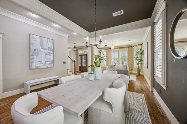 $1,325,000 | 2216 Arlington Street, Houston, TX 77008