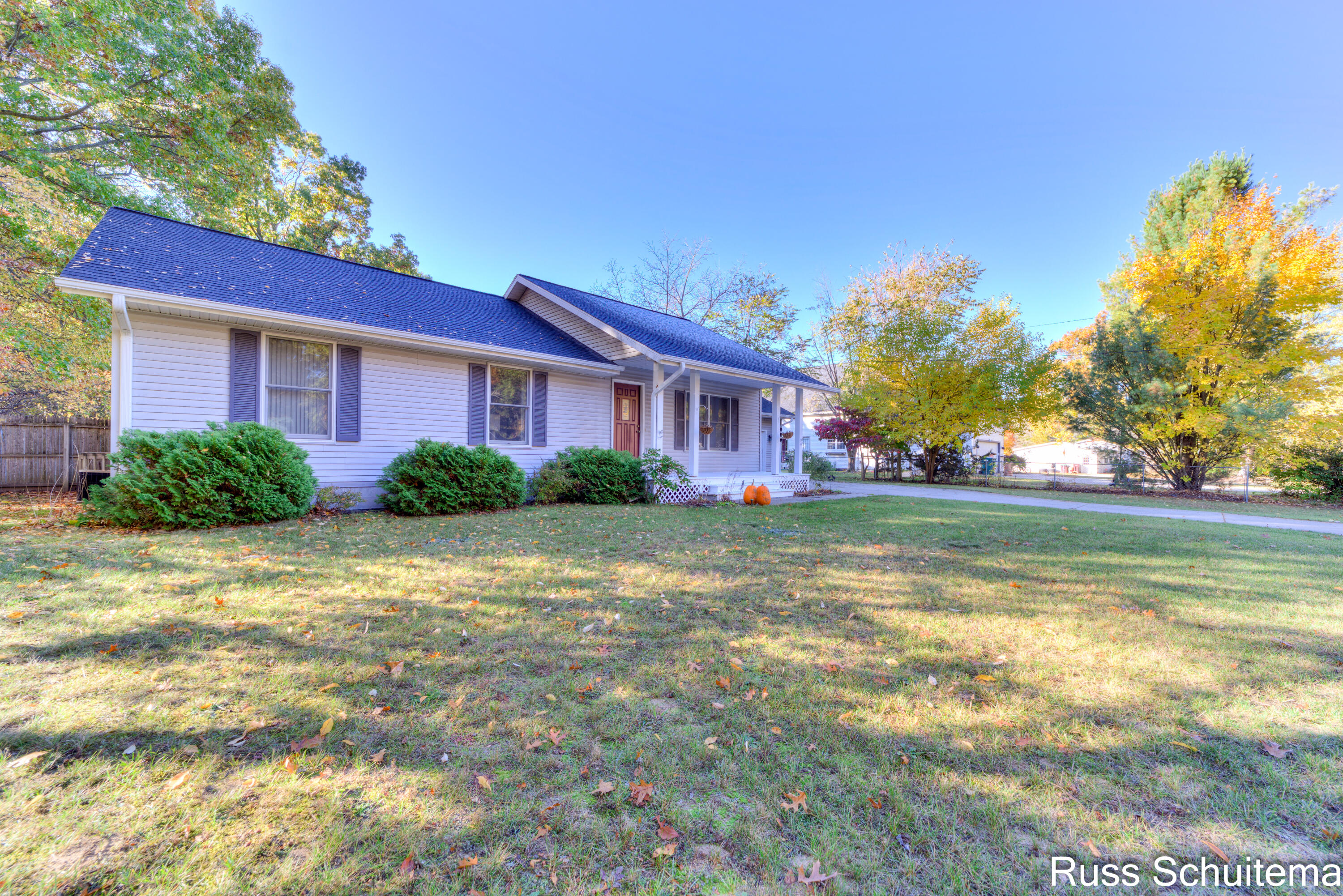 1291 Logan Road Muskegon, MI 49445 - Photo 4 of 52 1291 Logan Rd (4 of 52)