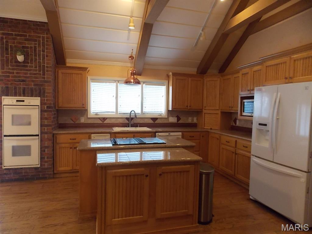 1301 Lurlyn Road Poplar Bluff, MO 63901 - Photo 5 of 21