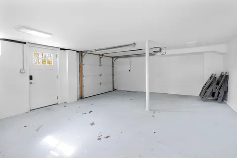 a view of room with walk in closet