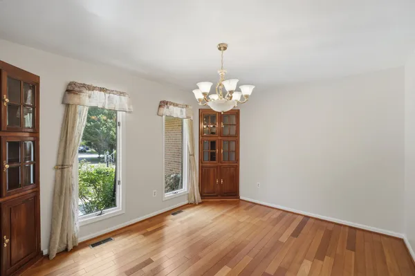 $1,100,000 | 7426 Oakcrest Lane, Clarksville, MD 21029