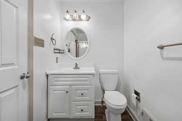 $1,100,000 | 7426 Oakcrest Lane, Clarksville, MD 21029