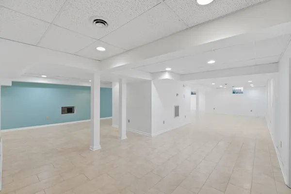 $1,100,000 | 7426 Oakcrest Lane, Clarksville, MD 21029
