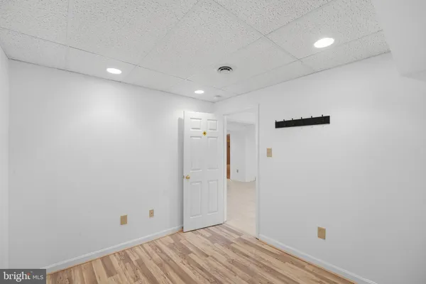 $1,100,000 | 7426 Oakcrest Lane, Clarksville, MD 21029