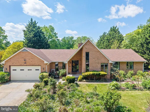 $1,100,000 | 7426 Oakcrest Lane, Clarksville, MD 21029