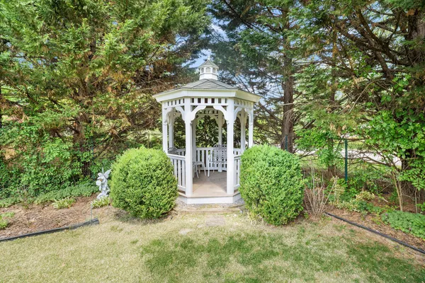 $1,100,000 | 7426 Oakcrest Lane, Clarksville, MD 21029