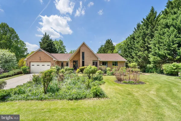 $1,100,000 | 7426 Oakcrest Lane, Clarksville, MD 21029