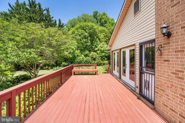 $1,100,000 | 7426 Oakcrest Lane, Clarksville, MD 21029