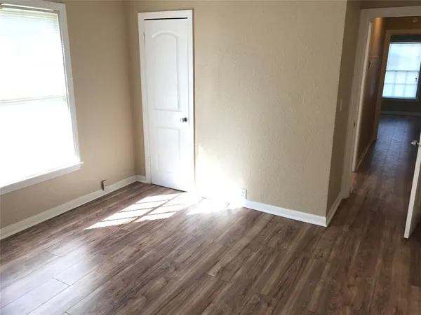 $1,500 | 7428 Gaston Avenue, Fort Worth, TX 76116