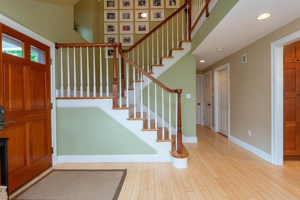 8 Bush Hill Road Ipswich, MA 01938 - Photo 5 of 41 Gallery Image 5