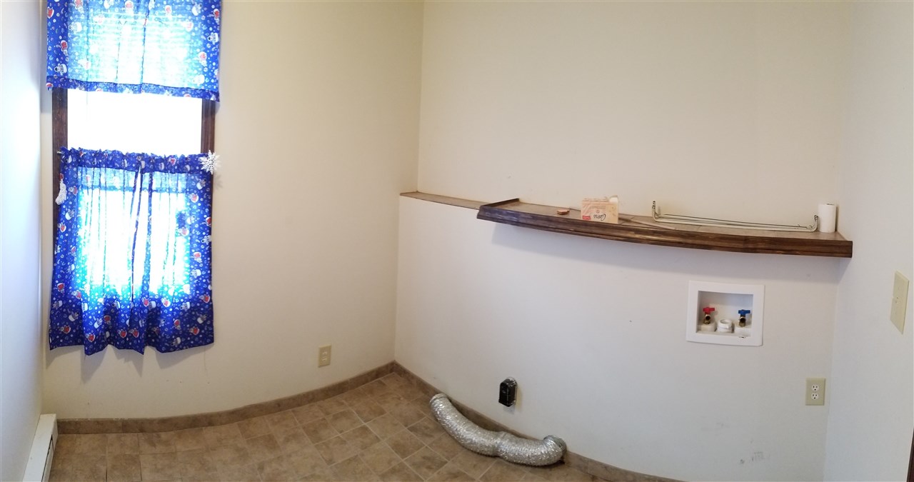 2415 South Como Road Portland, IN 47371 - Photo 9 of 13 Gallery Image 9