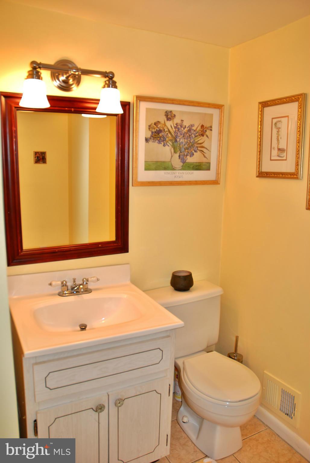12702 Rigdale Terrace Silver Spring, MD 20904 - Photo 19 of 25 Bath