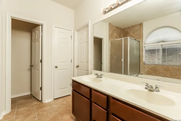 $2,250 | 11607 Lemonmint Parkway, San Antonio, TX 78245