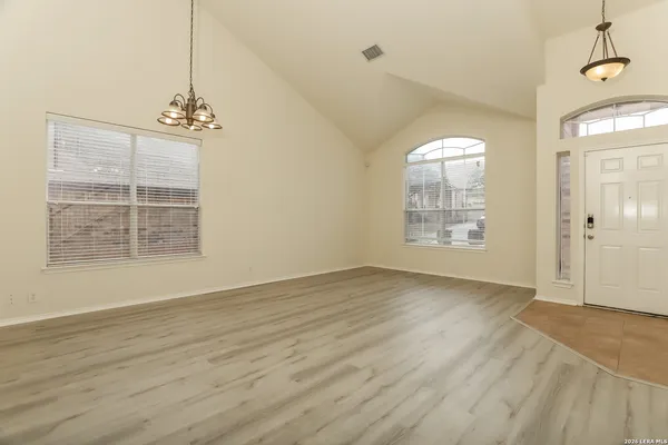 $2,250 | 11607 Lemonmint Parkway, San Antonio, TX 78245