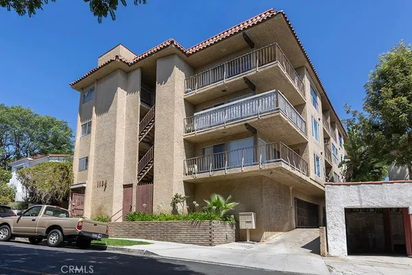 $2,800 | 1184 West 11th Street, Unit 5, San Pedro, CA 90731